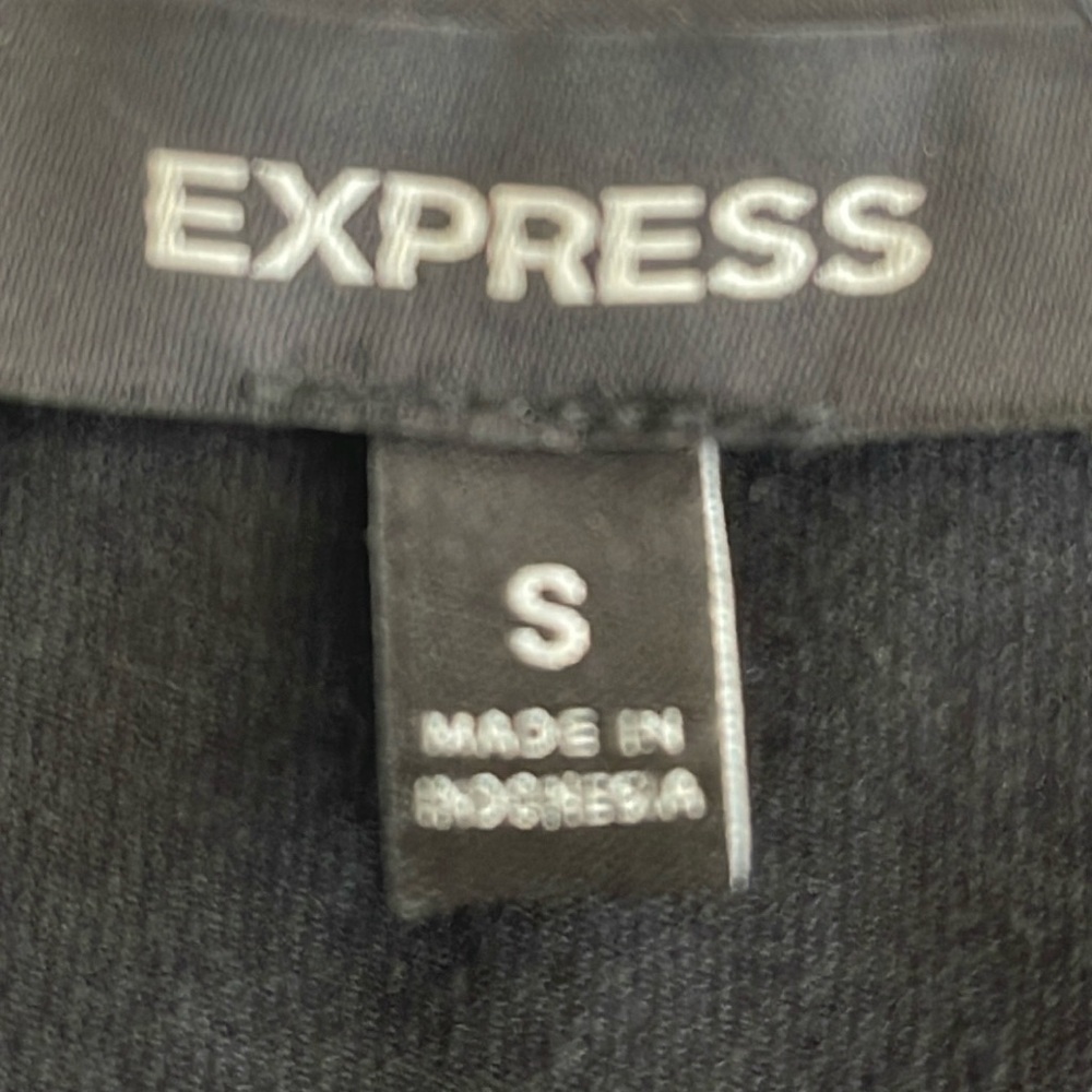 Express Sequin Print (Front Only) Black Tank Top-… - image 6